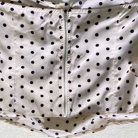 PrettyLittleThing Plus Cream Polka Dot Ruffle Puff Sleeves Crop Top Woman’s 18 - Picture 6 of 13